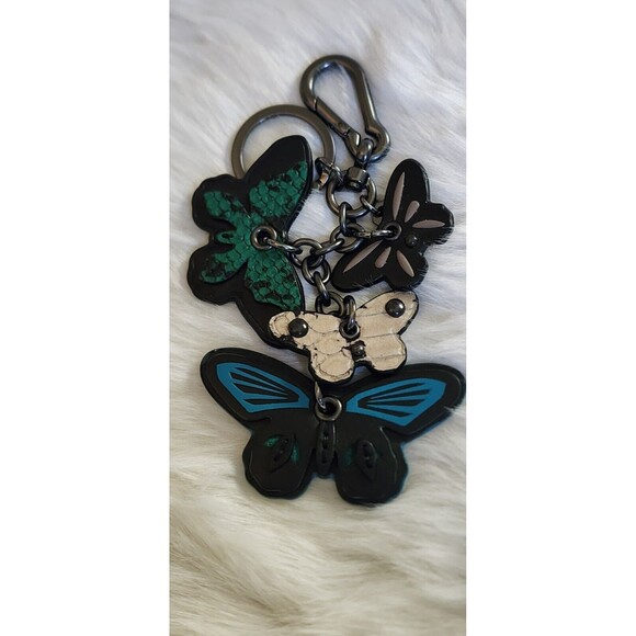 Coach Butterfly Keychain Key Charm Fob Green Leather Rare Dangle Butterflies - Picture 1 of 3